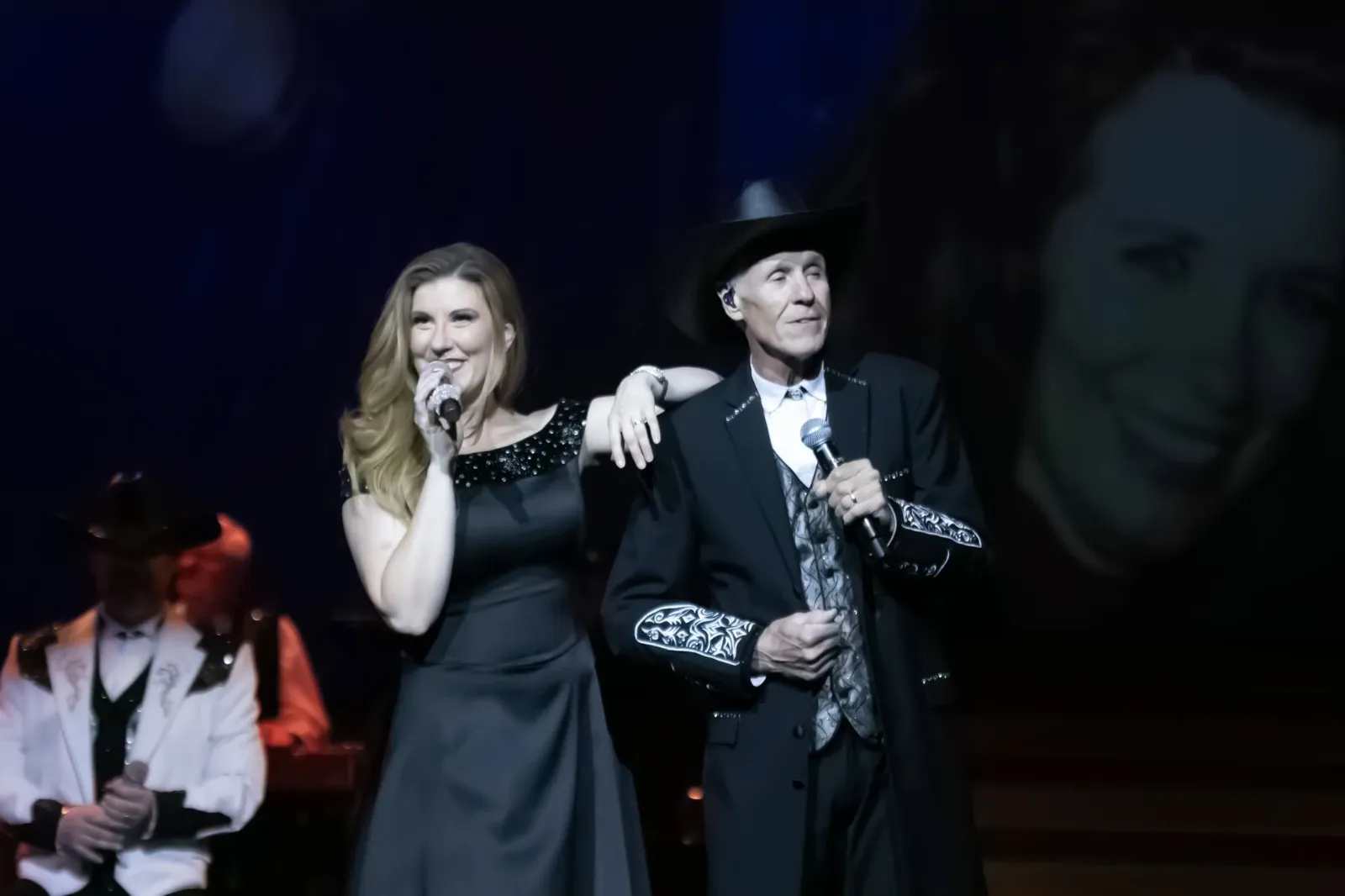country music show pigeon forge tn