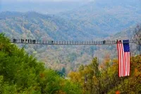 patriotic things to do smoky mountains